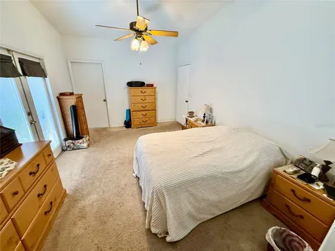918 Bay Breeze Terrace Largo FL 33770