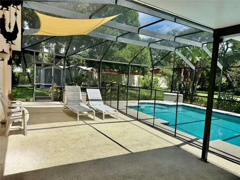 918 Bay Breeze Terrace Largo FL 33770