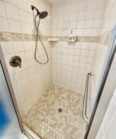 918 Bay Breeze Terrace Largo FL 33770