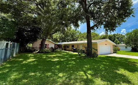 918 Bay Breeze Terrace Largo FL 33770