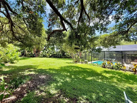 918 Bay Breeze Terrace Largo FL 33770