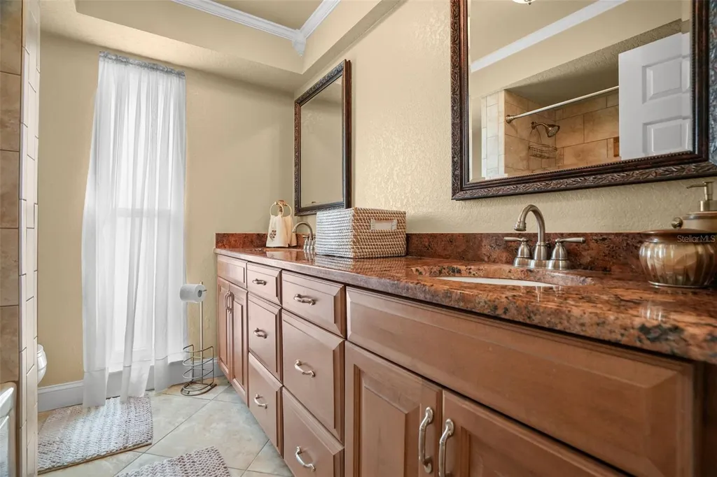 2001 Illinois Ave NE St Petersburg FL 33703