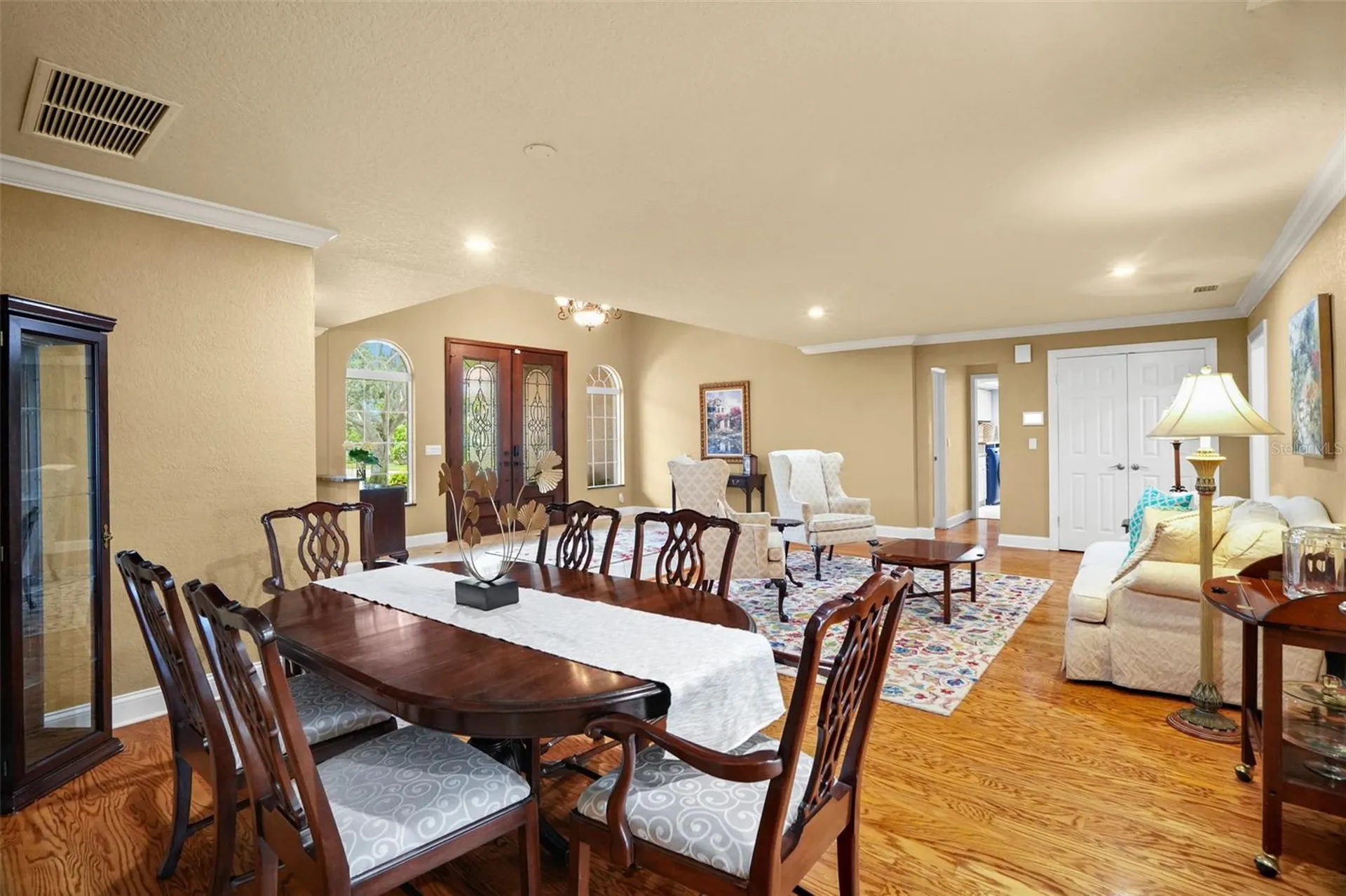 2001 Illinois Ave NE St Petersburg FL 33703