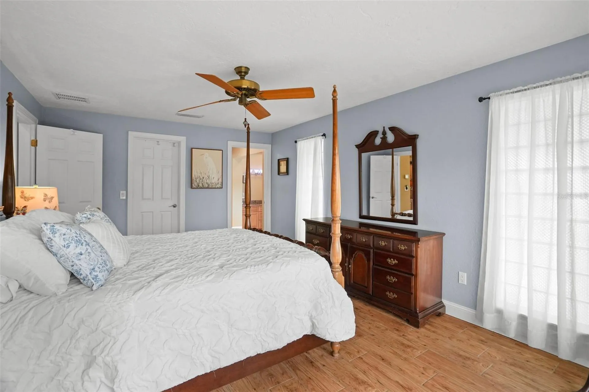 2001 Illinois Ave NE St Petersburg FL 33703