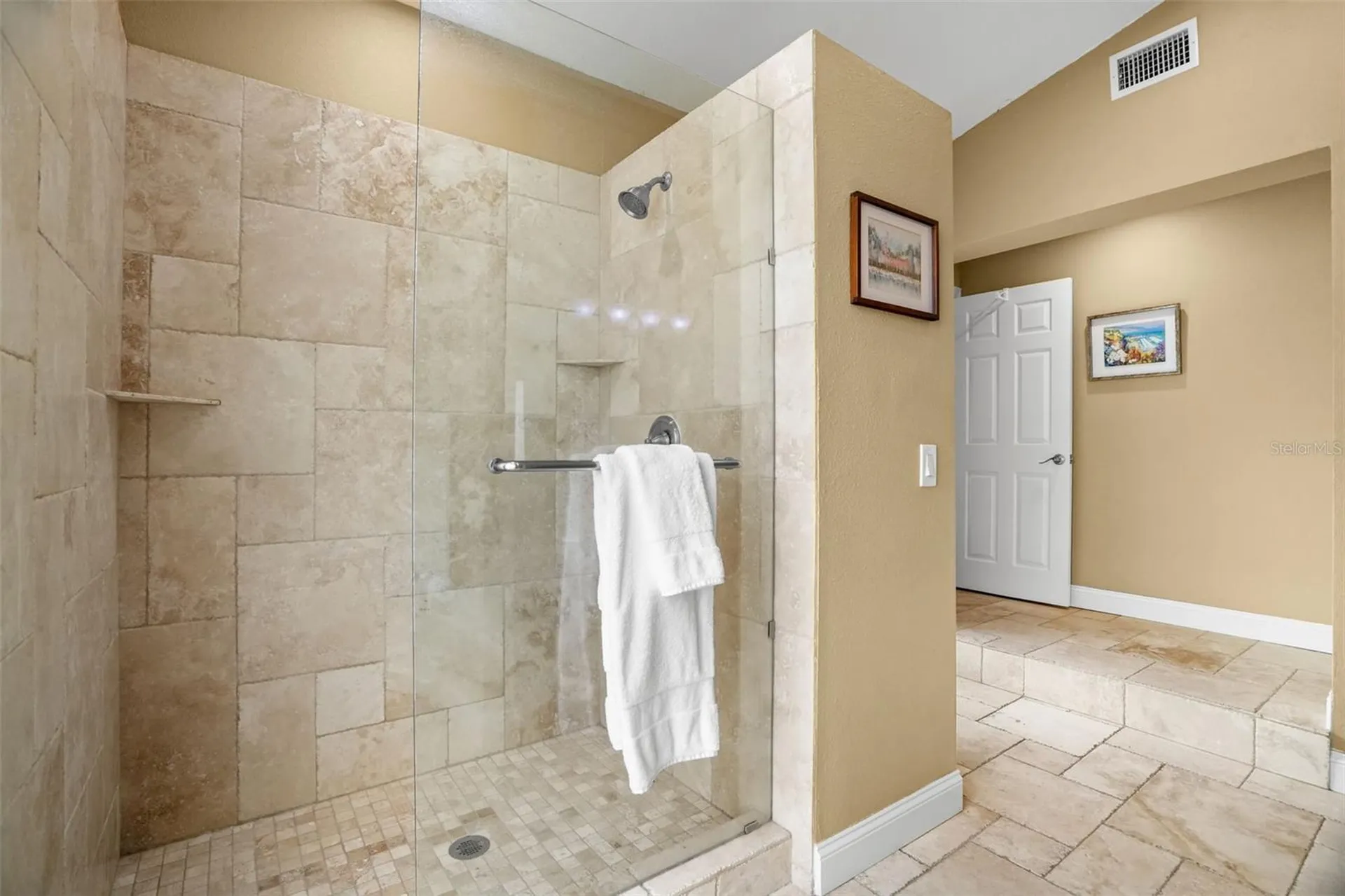 2001 Illinois Ave NE St Petersburg FL 33703