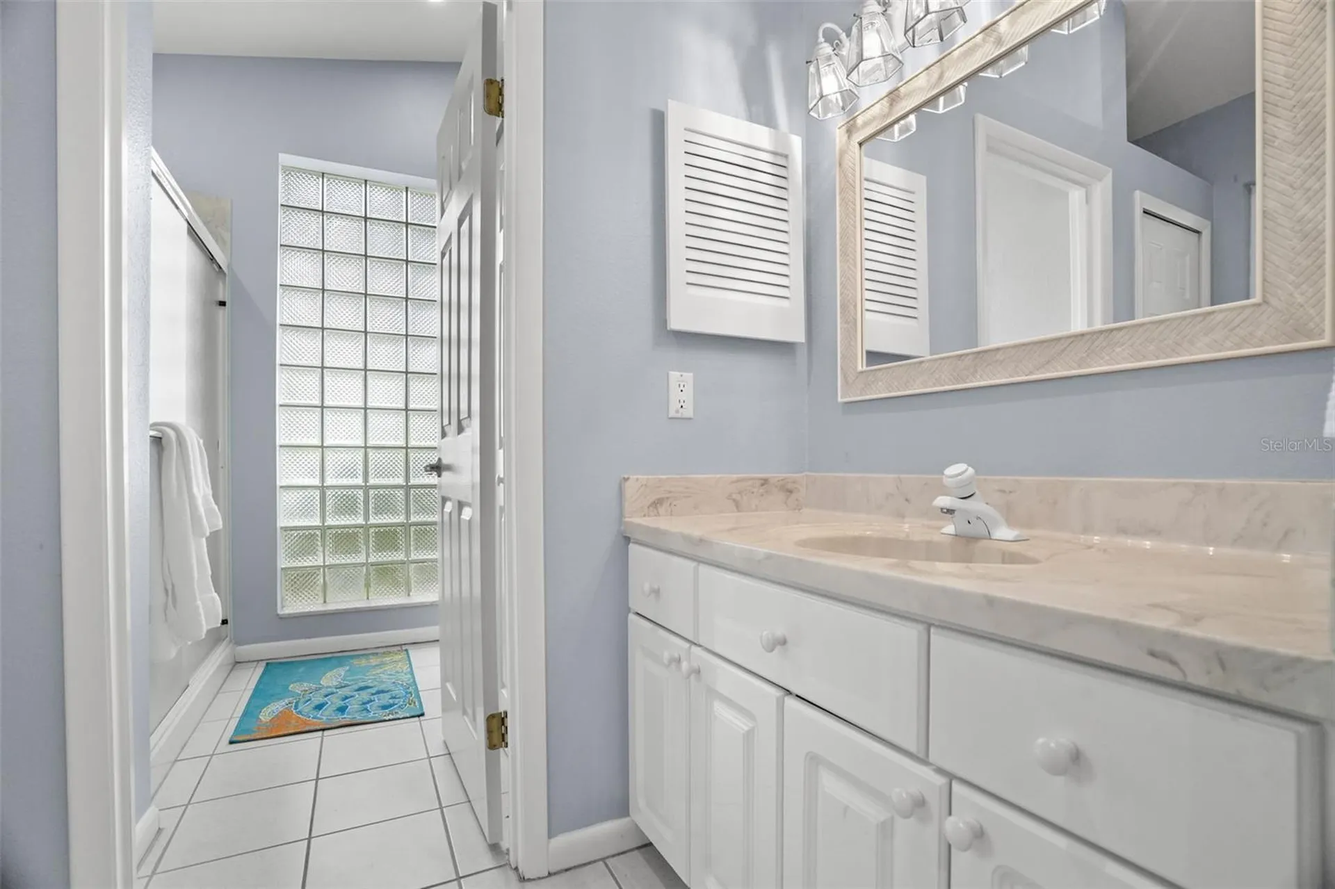 2001 Illinois Ave NE St Petersburg FL 33703