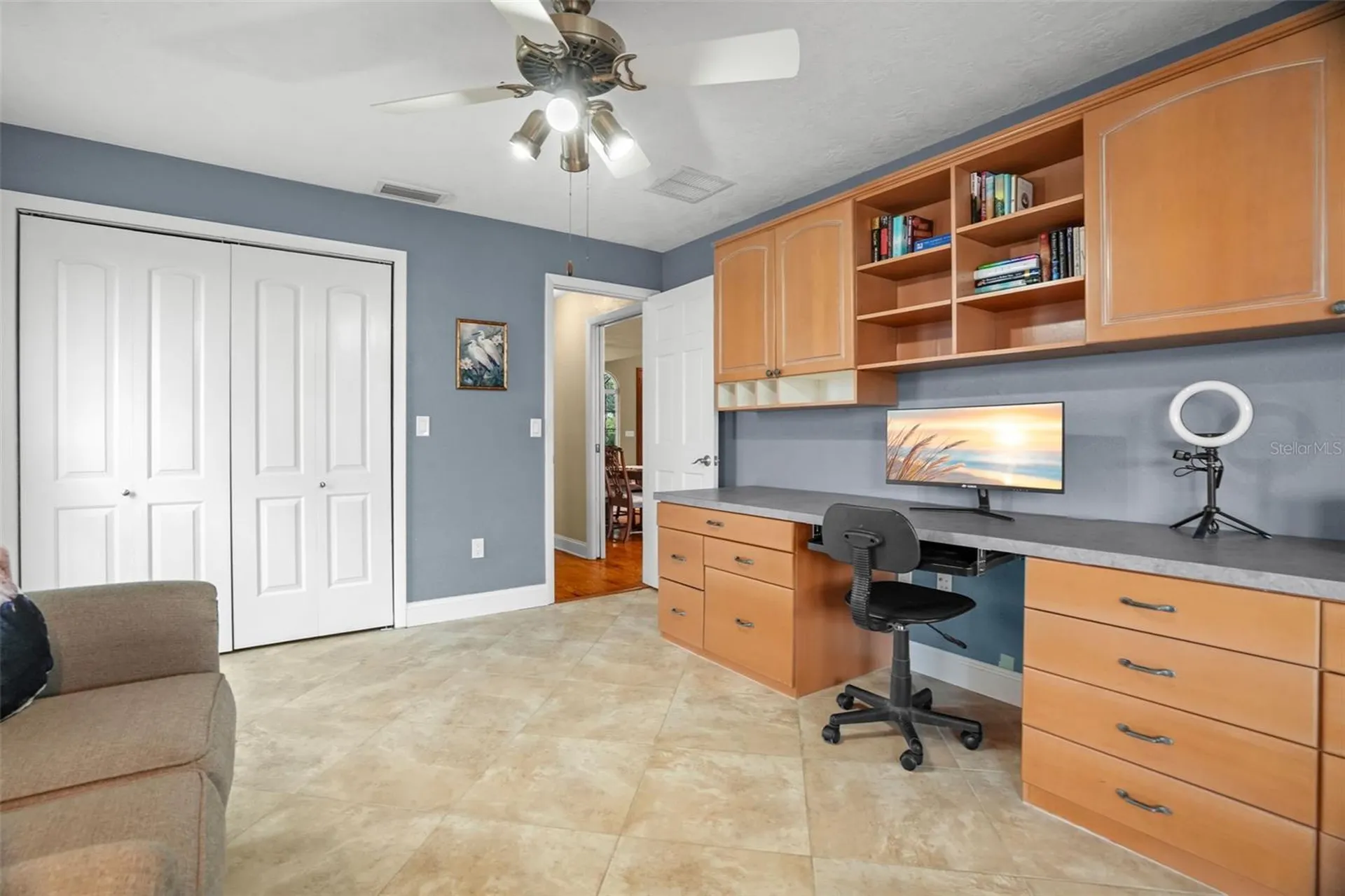 2001 Illinois Ave NE St Petersburg FL 33703