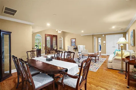 2001 Illinois Ave NE St Petersburg FL 33703