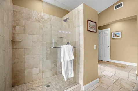 2001 Illinois Ave NE St Petersburg FL 33703