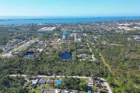 2 Bertrend Street Englewood FL 34223