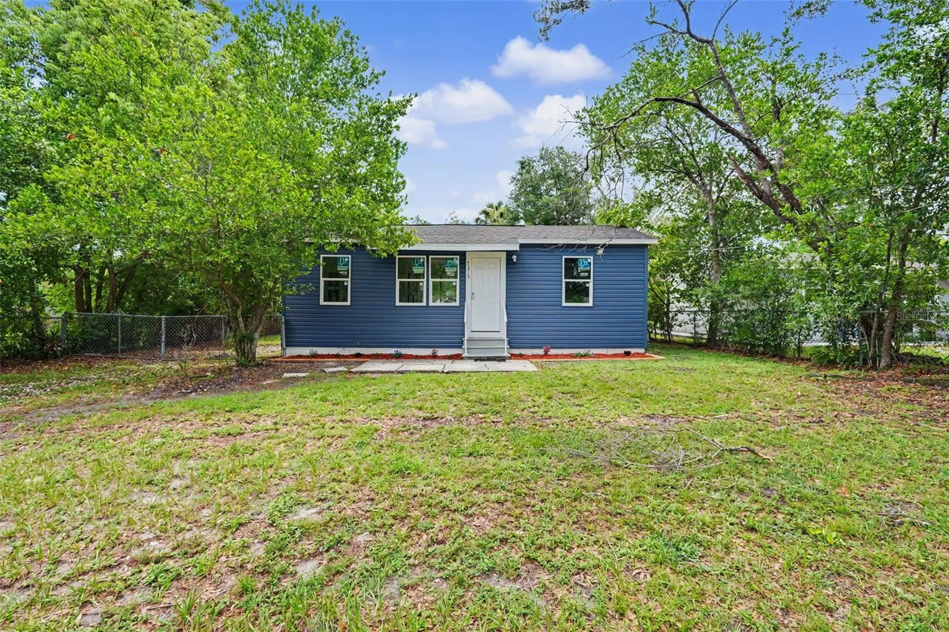 7315 N Dartmouth Avenue Tampa FL 33604