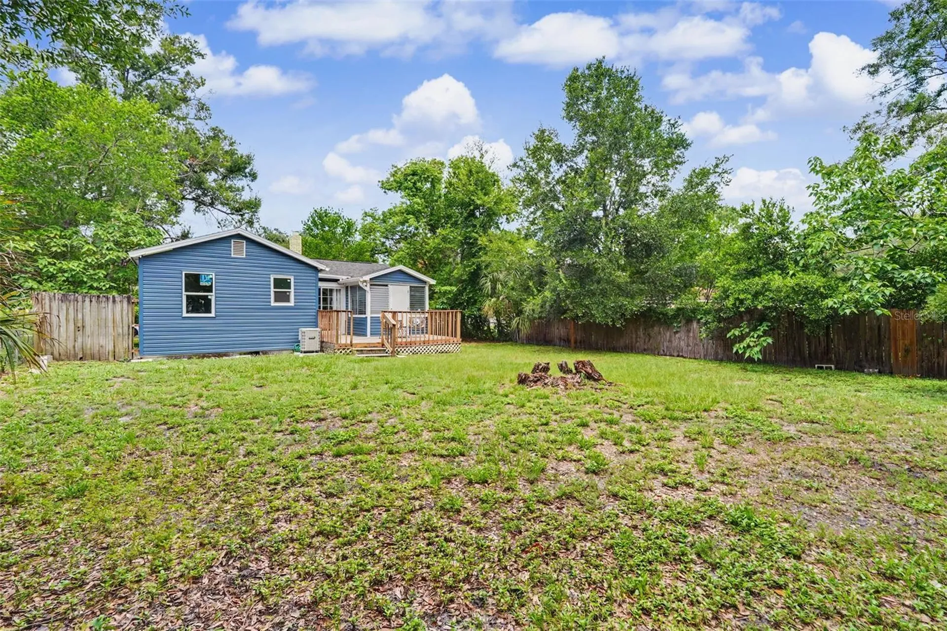 7315 N Dartmouth Avenue Tampa FL 33604