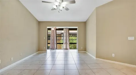 6019 Scotchwood Glen Orlando FL 32822