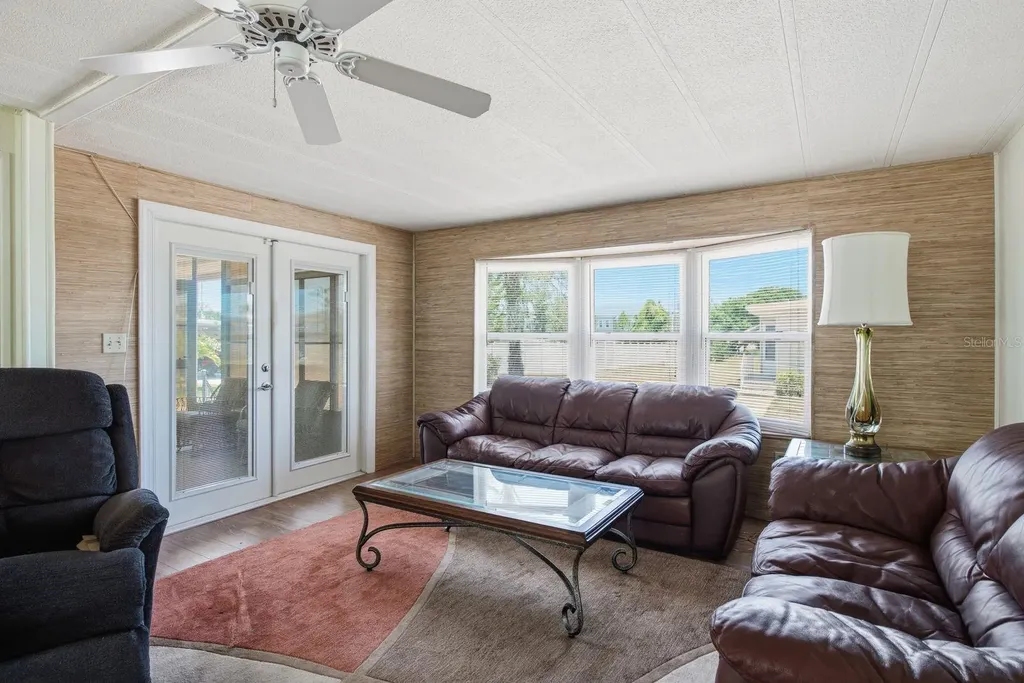 39820 Us Highway 19 N Tarpon Springs FL 34689