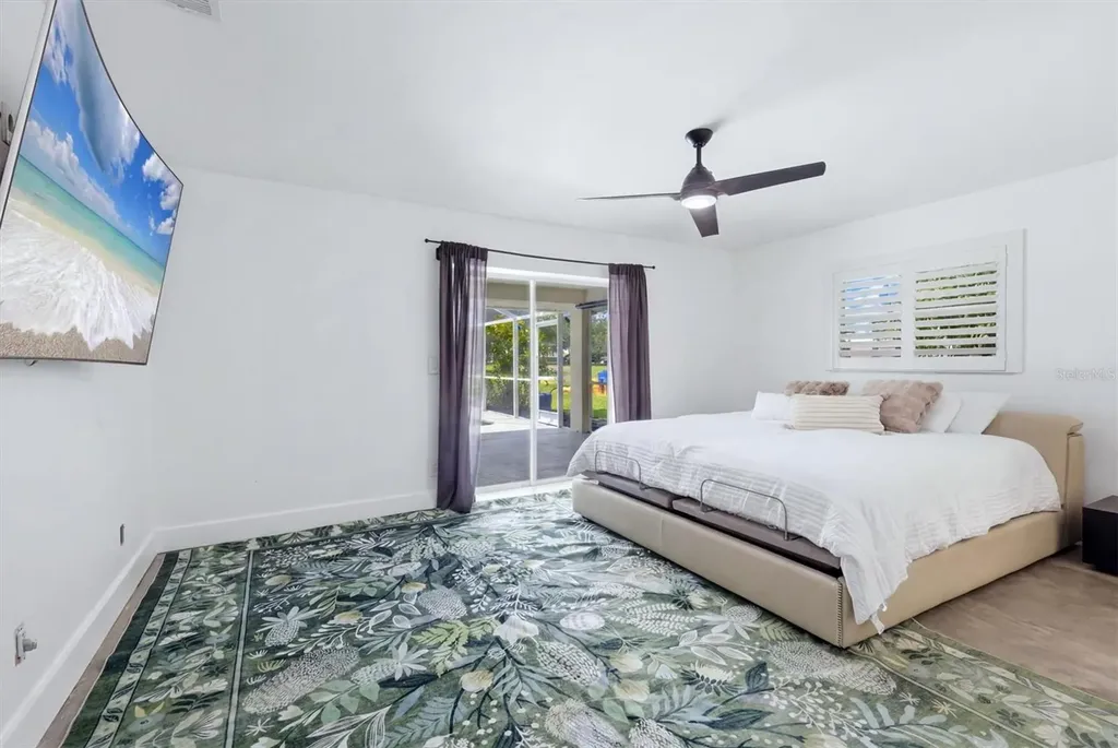 3900 Torrey Pines Boulevard Sarasota FL 34238