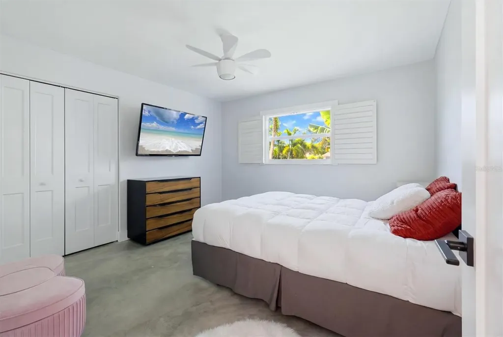 3900 Torrey Pines Boulevard Sarasota FL 34238