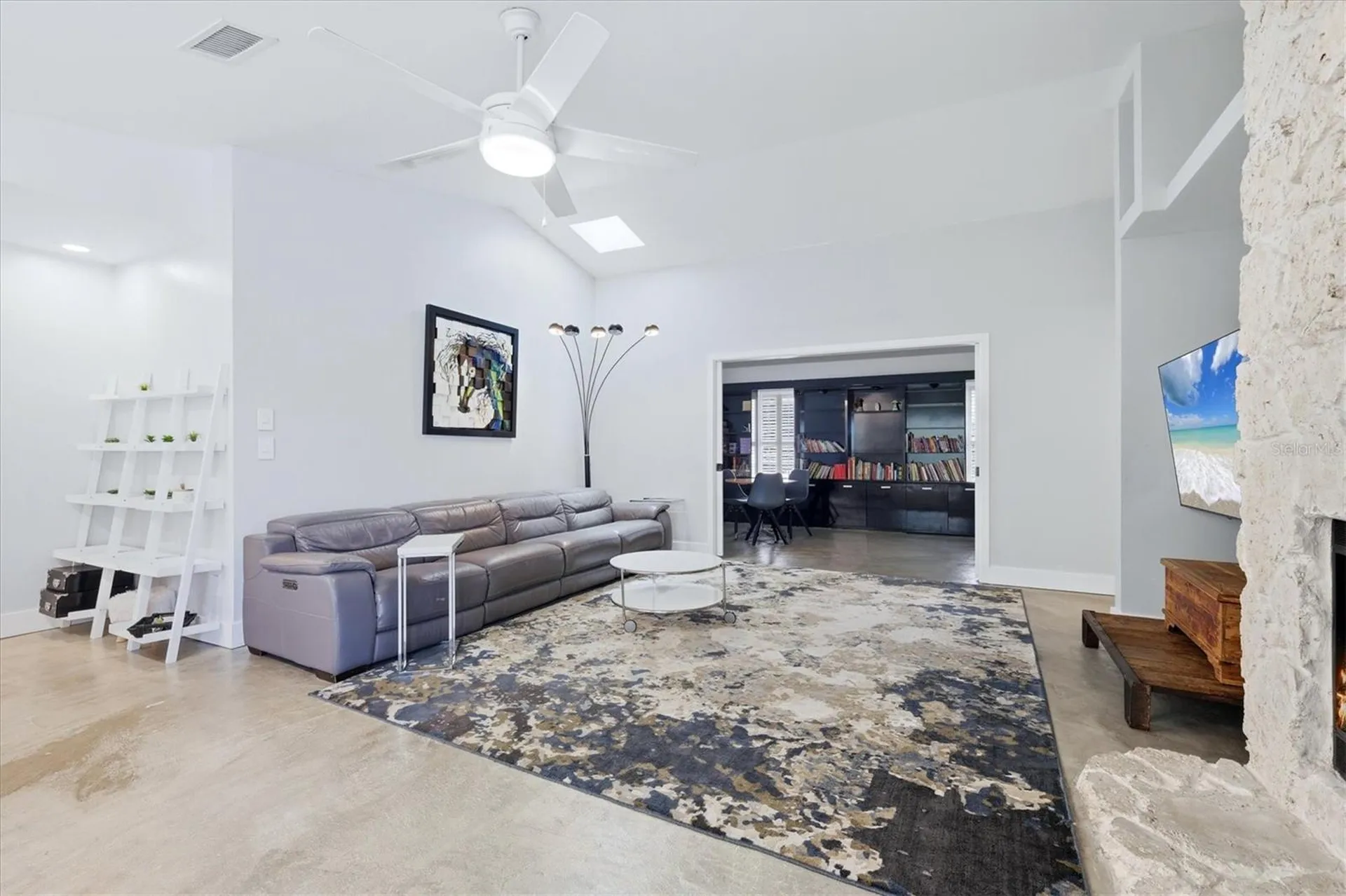 3900 Torrey Pines Boulevard Sarasota FL 34238