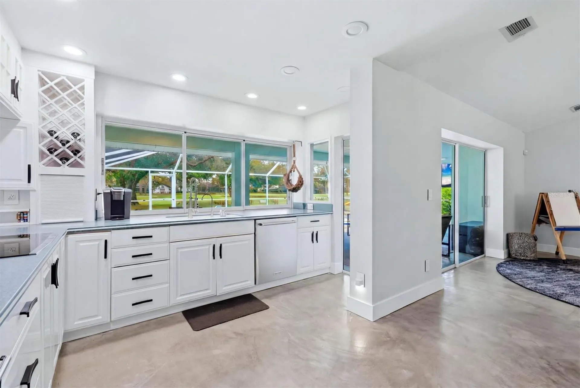 3900 Torrey Pines Boulevard Sarasota FL 34238