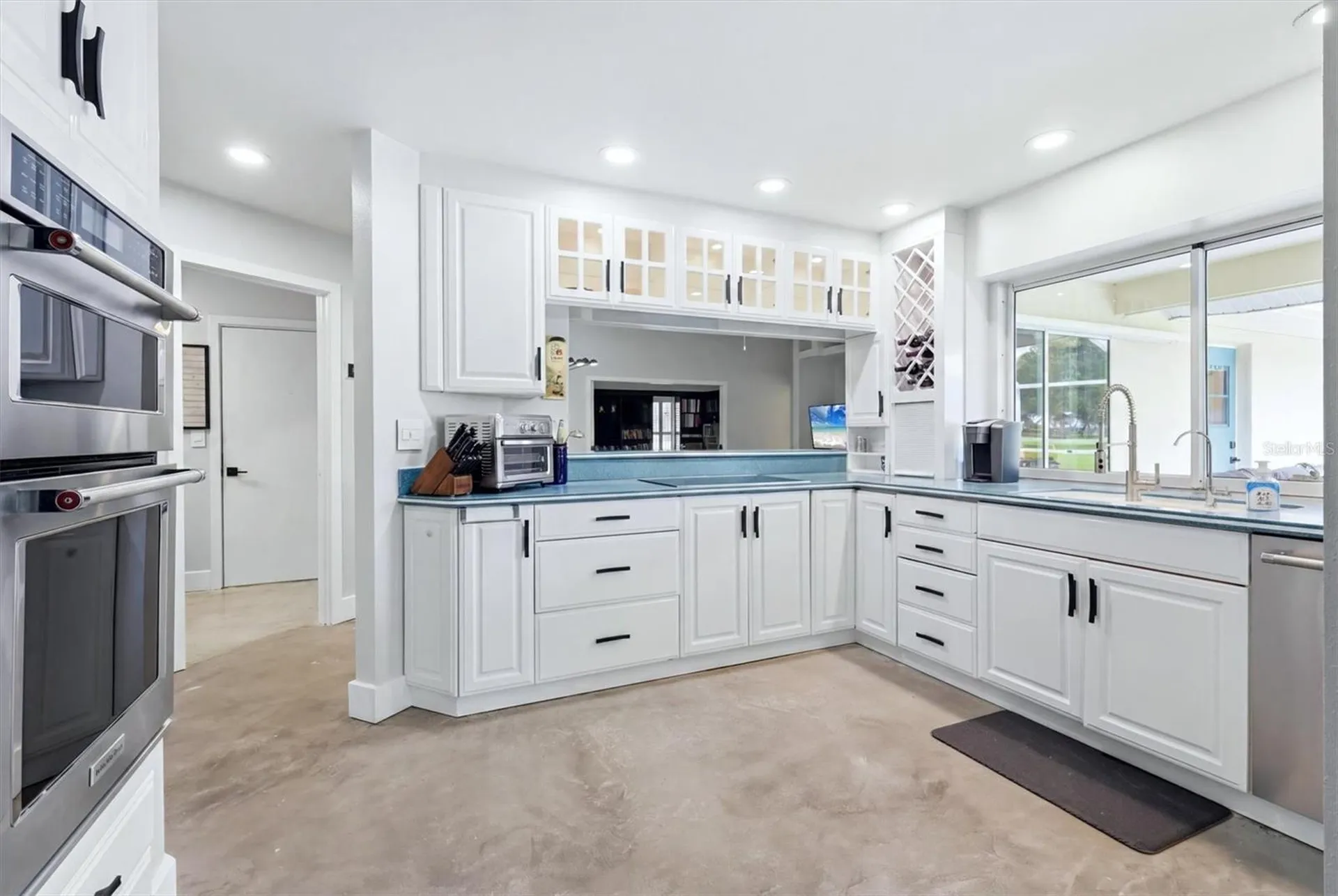 3900 Torrey Pines Boulevard Sarasota FL 34238