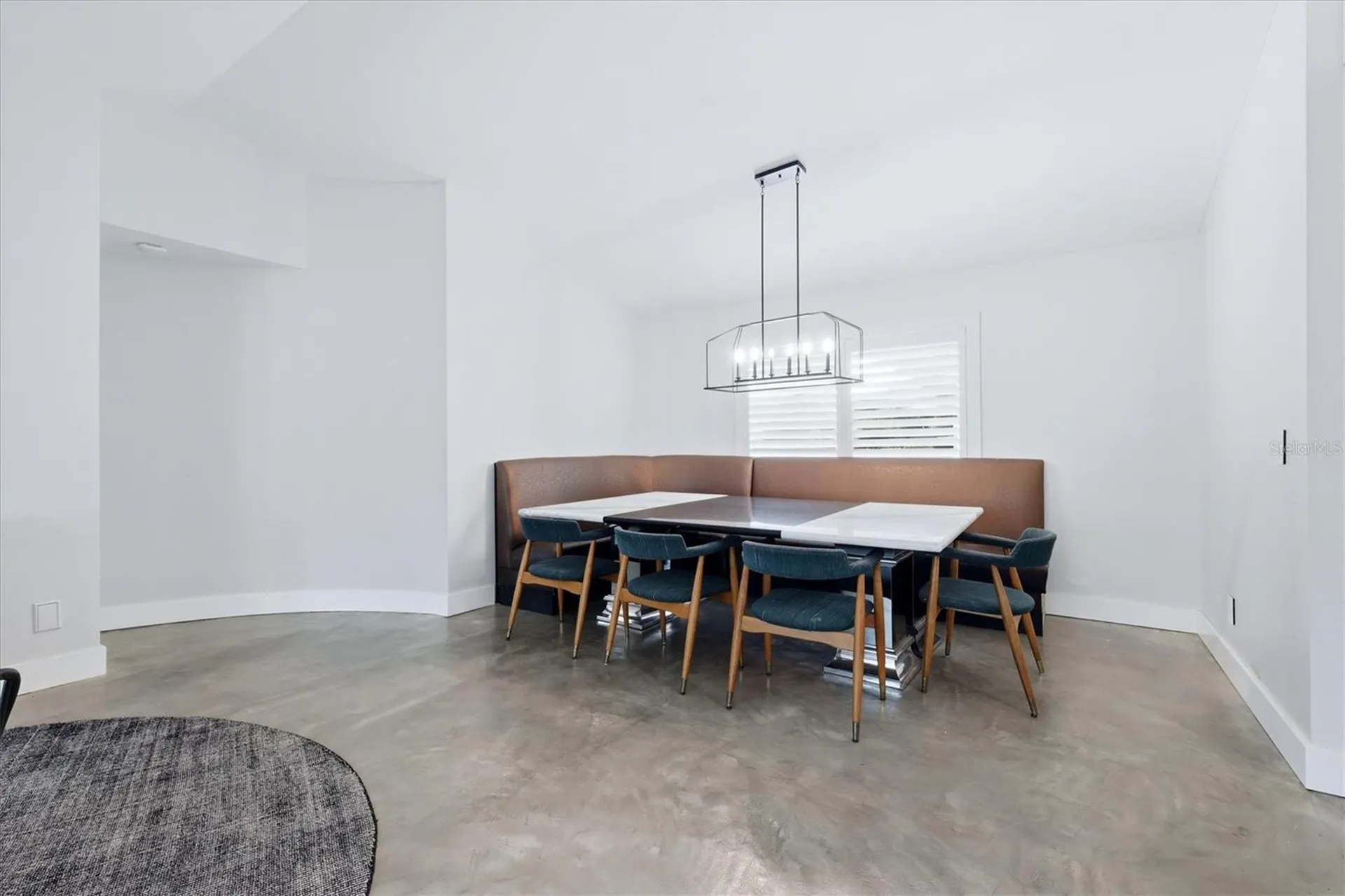 3900 Torrey Pines Boulevard Sarasota FL 34238