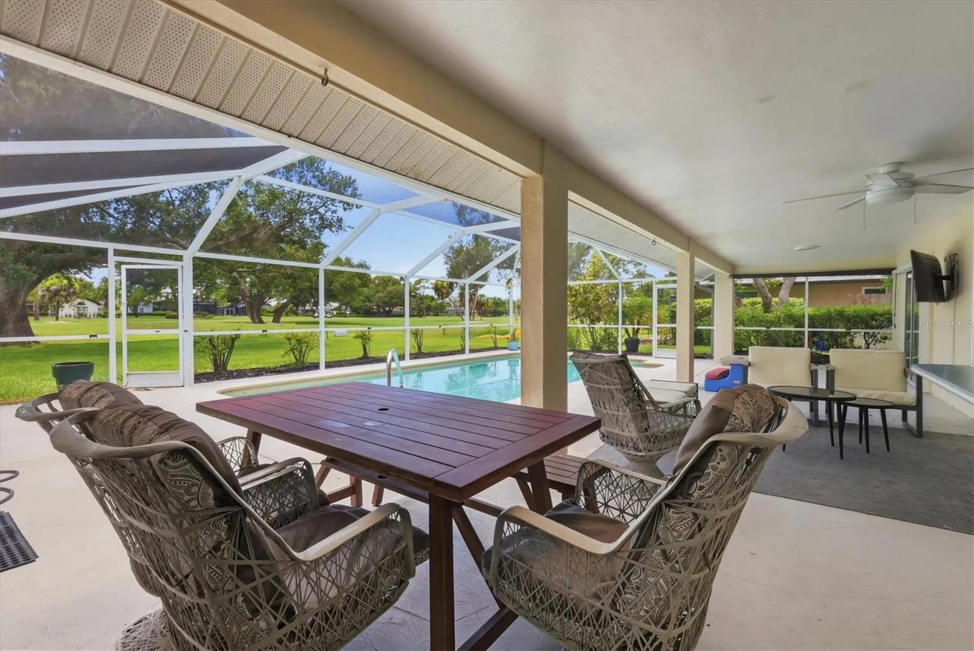 3900 Torrey Pines Boulevard Sarasota FL 34238