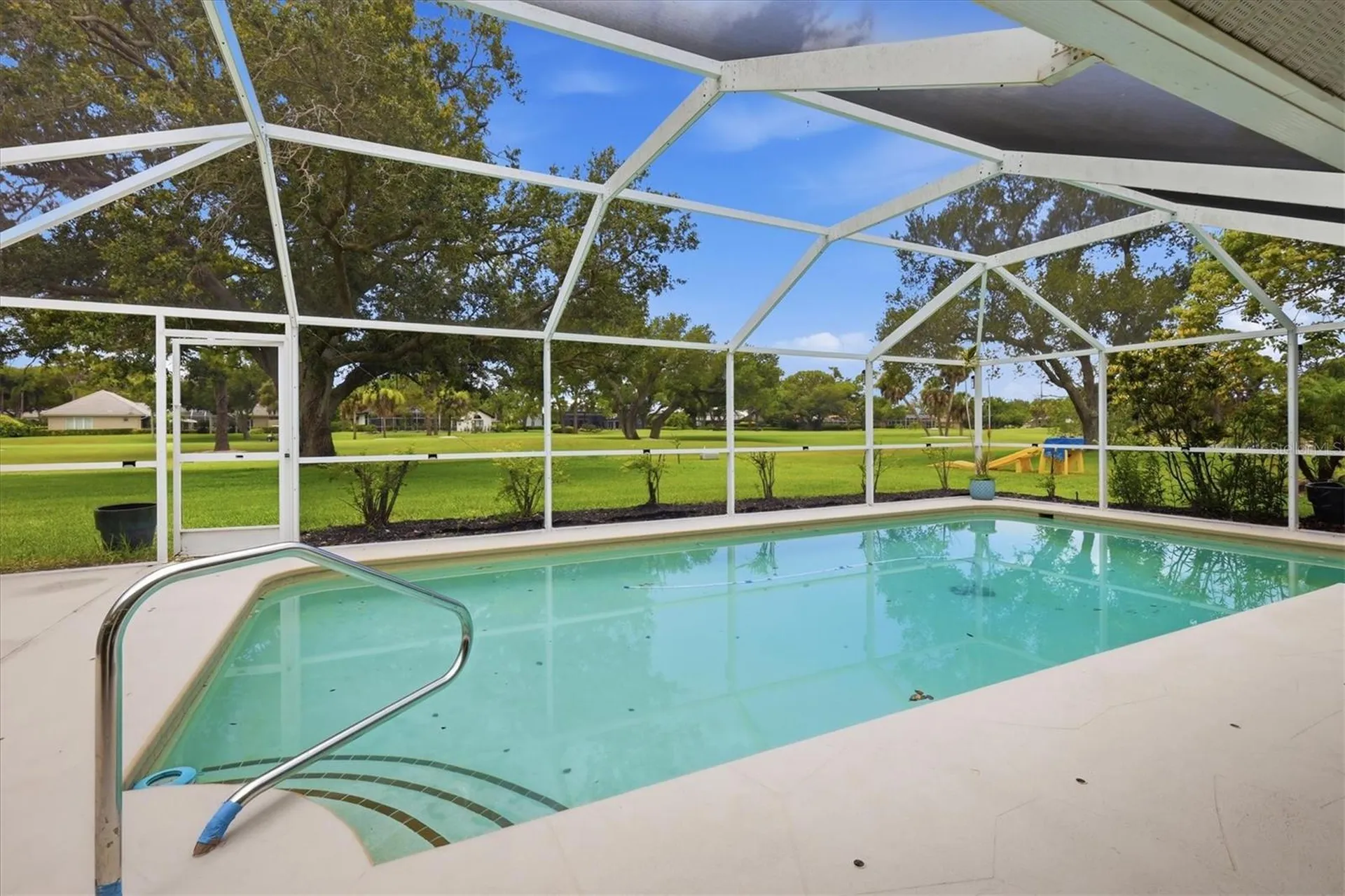 3900 Torrey Pines Boulevard Sarasota FL 34238