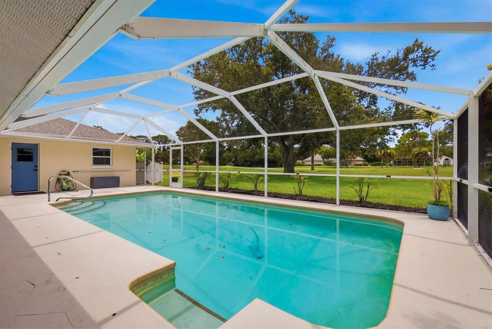 3900 Torrey Pines Boulevard Sarasota FL 34238