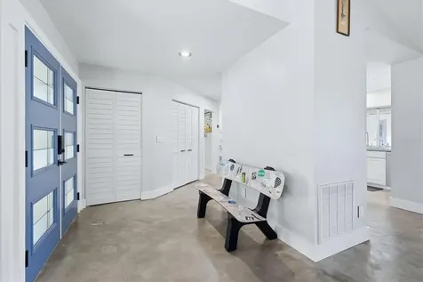 3900 Torrey Pines Boulevard Sarasota FL 34238