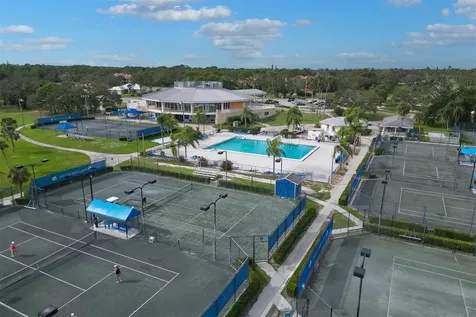 3900 Torrey Pines Boulevard Sarasota FL 34238