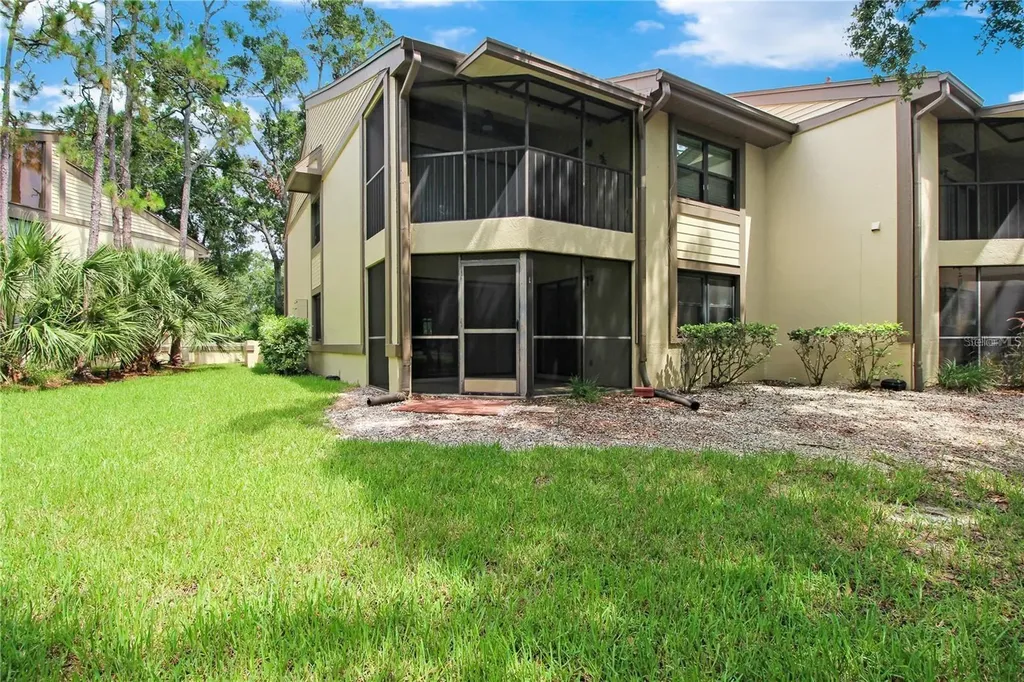 135 Woodlake Wynde Oldsmar FL 34677