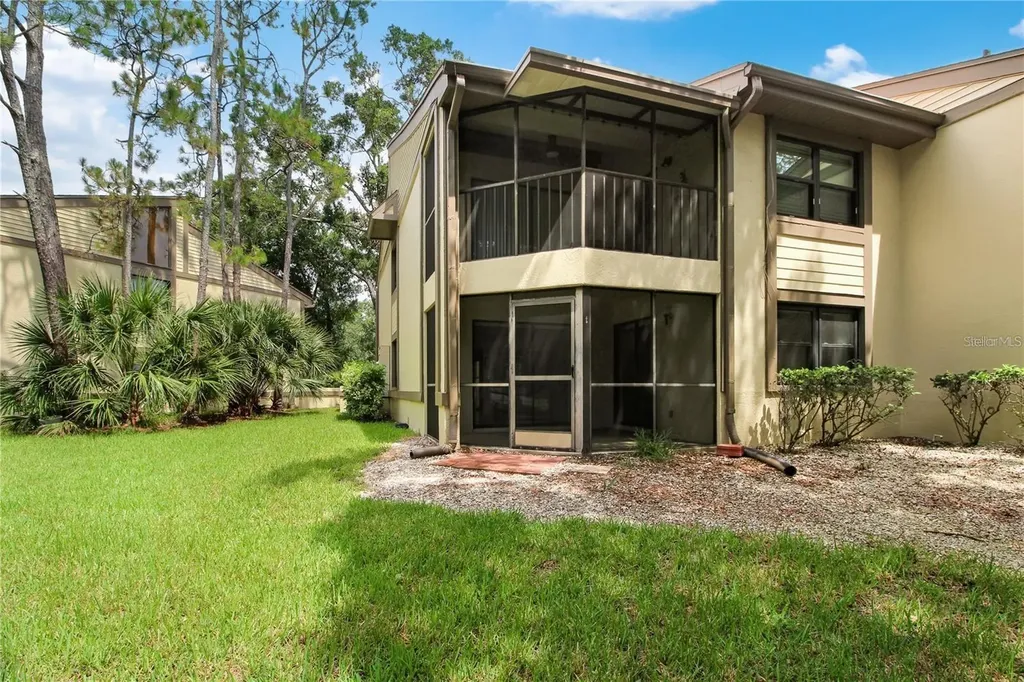 135 Woodlake Wynde Oldsmar FL 34677