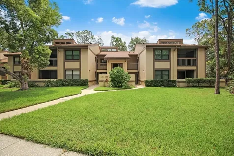 135 Woodlake Wynde Oldsmar FL 34677
