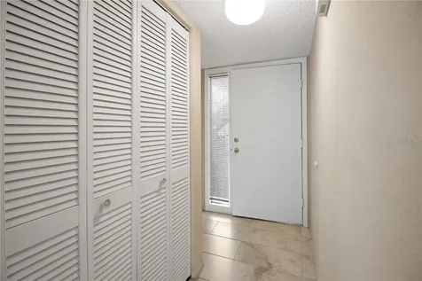 135 Woodlake Wynde Oldsmar FL 34677