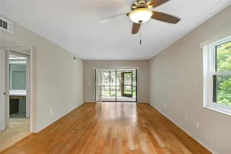 135 Woodlake Wynde Oldsmar FL 34677