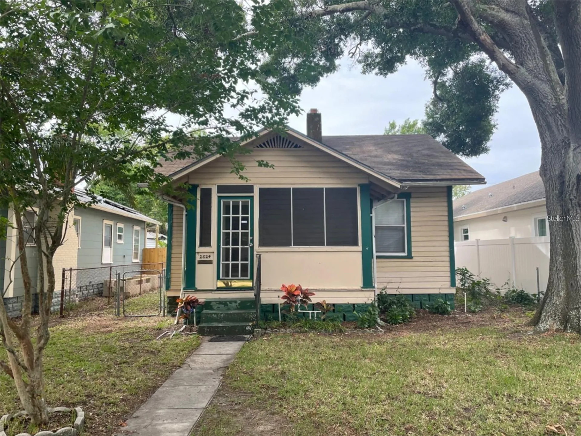 2624 14th Avenue N St Petersburg FL 33713
