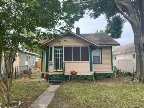 2624 14th Avenue N St Petersburg FL 33713