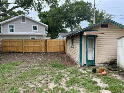 2624 14th Avenue N St Petersburg FL 33713