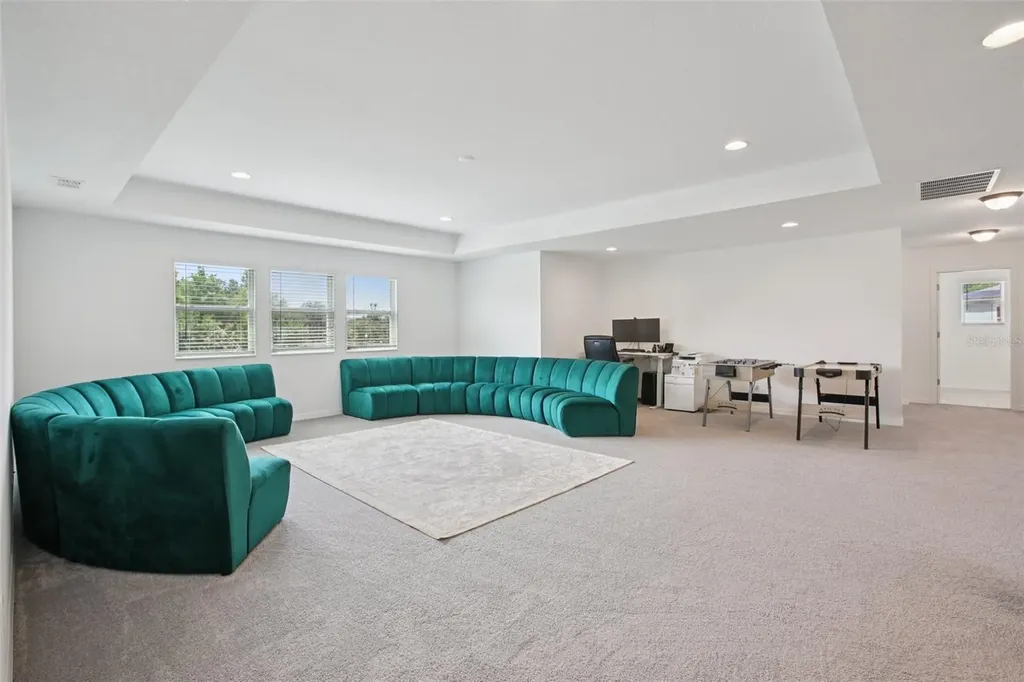 9508 Pyrenees Place Seffner FL 33584