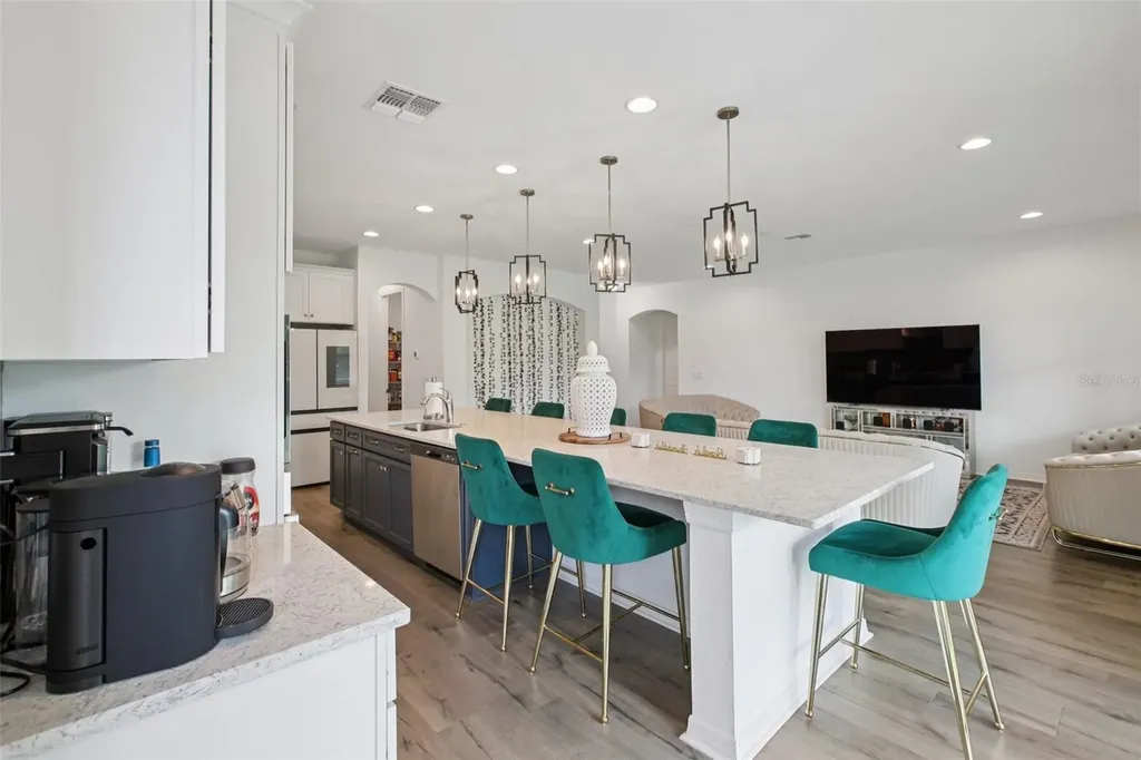 9508 Pyrenees Place Seffner FL 33584