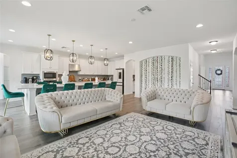9508 Pyrenees Place Seffner FL 33584
