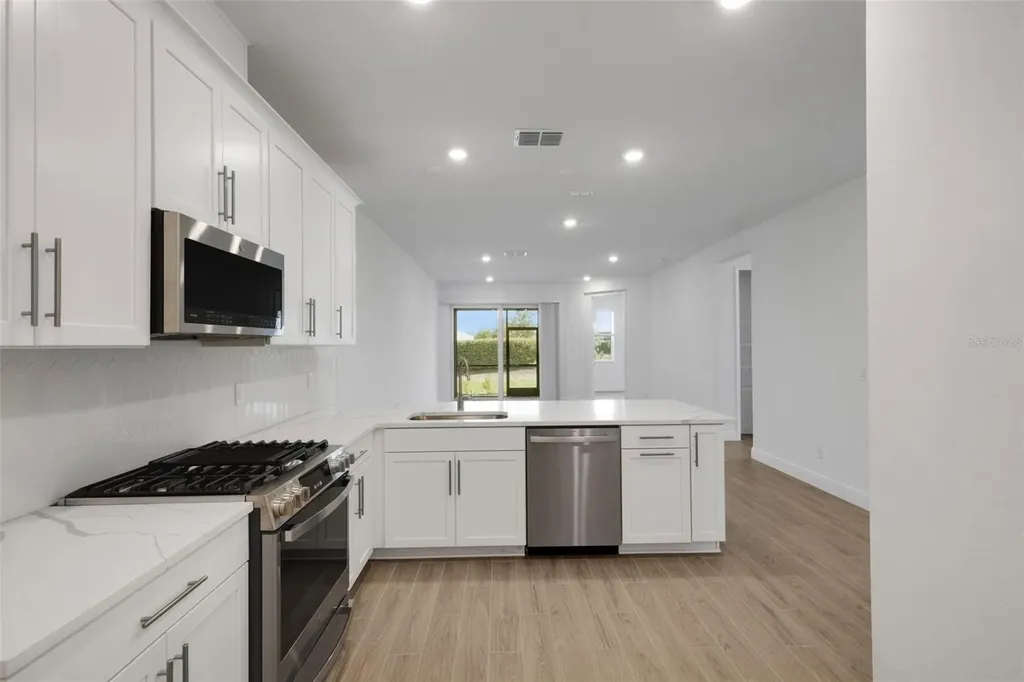 18181 Cherished Loop Bradenton FL 34211