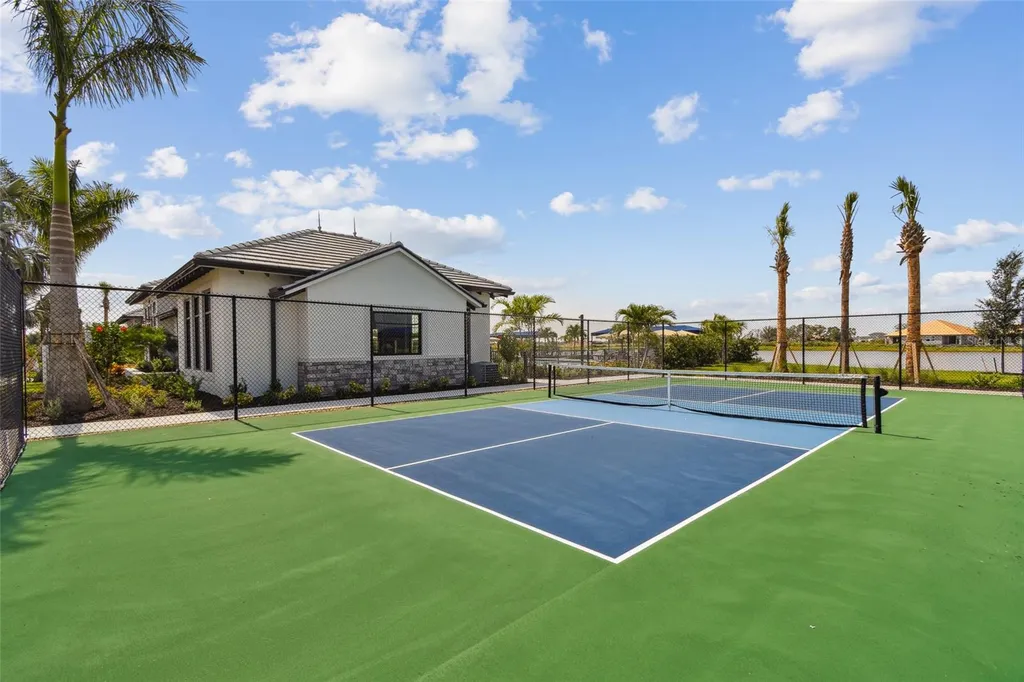 18181 Cherished Loop Bradenton FL 34211