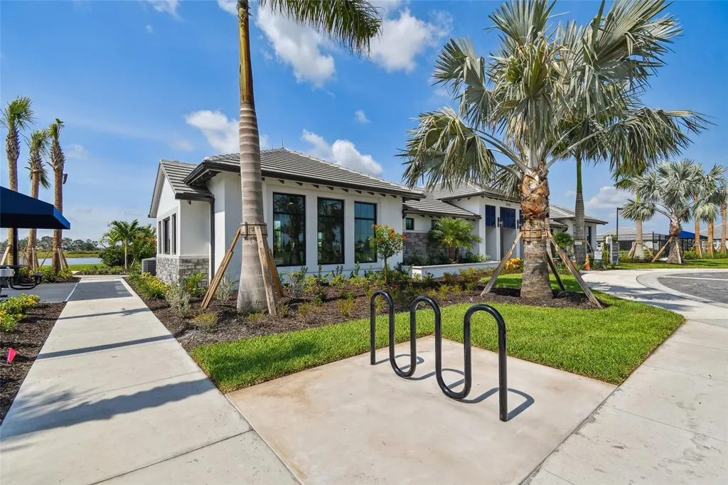 18181 Cherished Loop Bradenton FL 34211