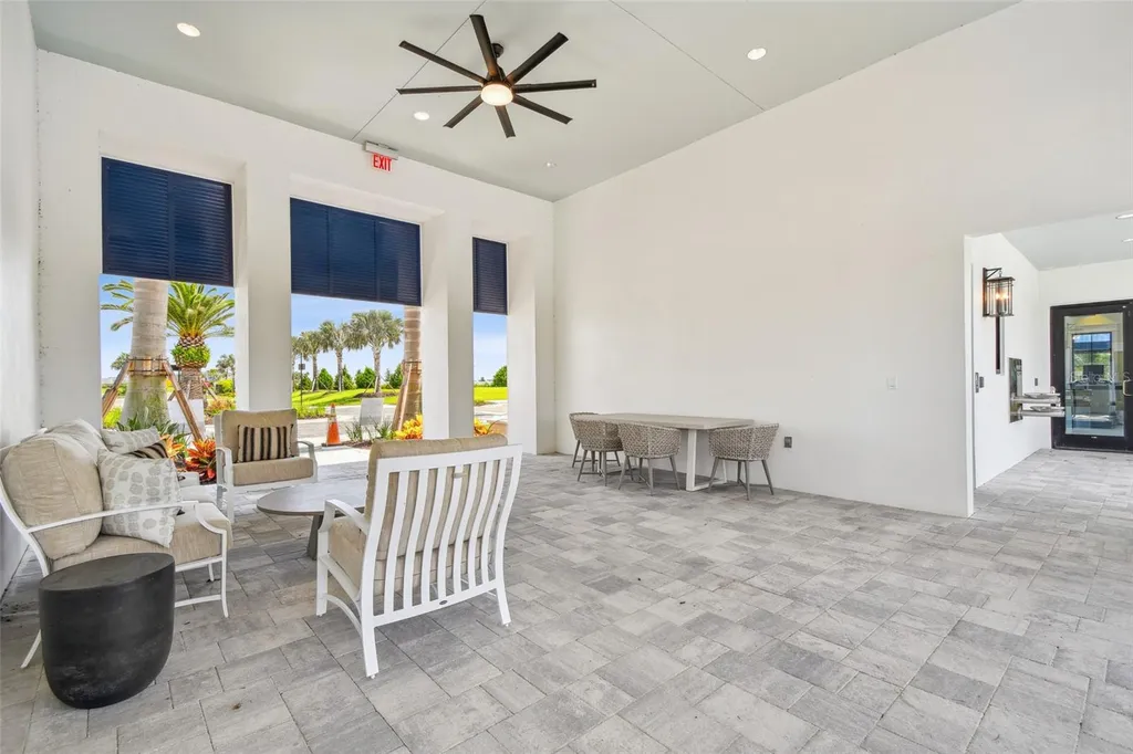 18181 Cherished Loop Bradenton FL 34211