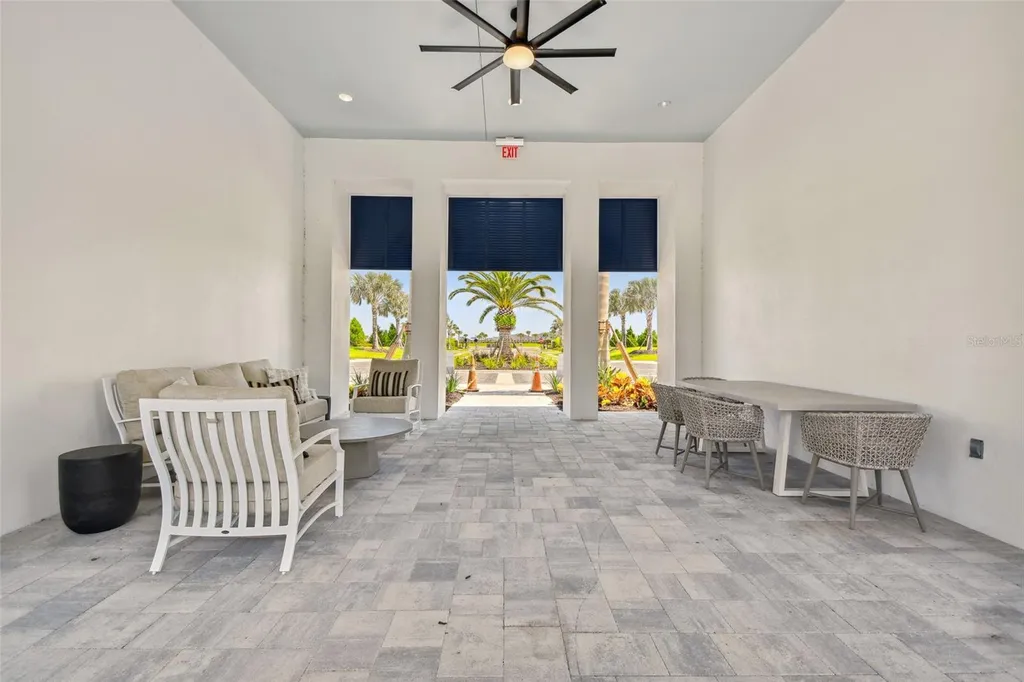 18181 Cherished Loop Bradenton FL 34211