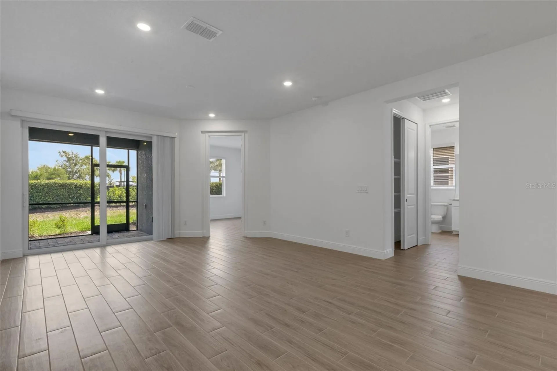 18181 Cherished Loop Bradenton FL 34211