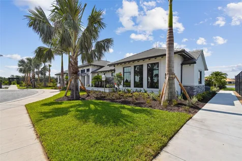 18181 Cherished Loop Bradenton FL 34211
