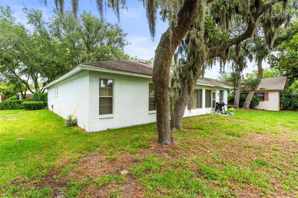 3550 Oak Lake Drive Palm Harbor FL 34684