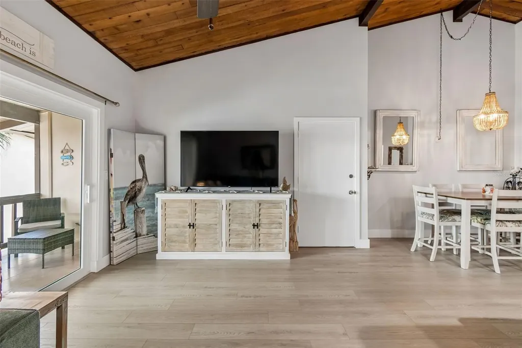 505 Plaza Seville Court Treasure Island FL 33706