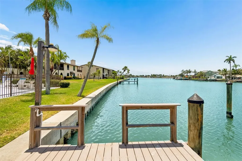 505 Plaza Seville Court Treasure Island FL 33706